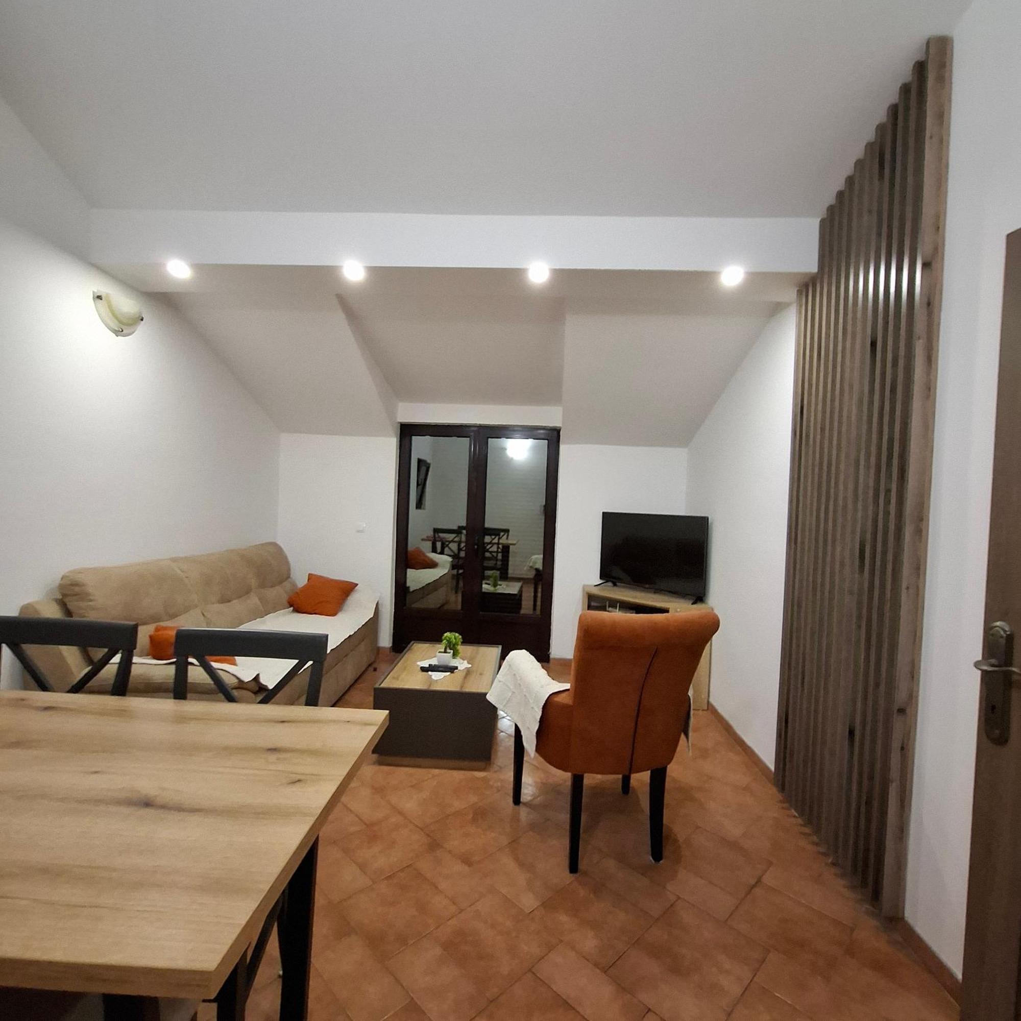 Apartments Ponta Котор Стая снимка